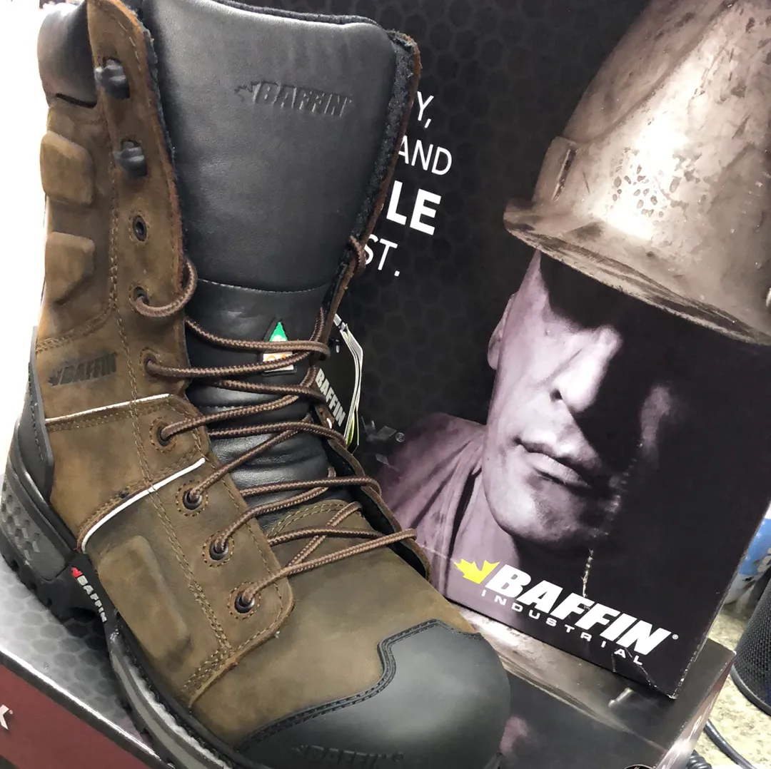 Men’s safety boots by Baffin